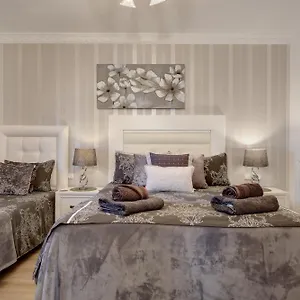 https://castillo-esmeralda.1costadelsol.com